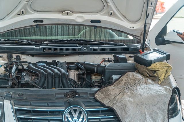 VW Touran mit Motorschaden